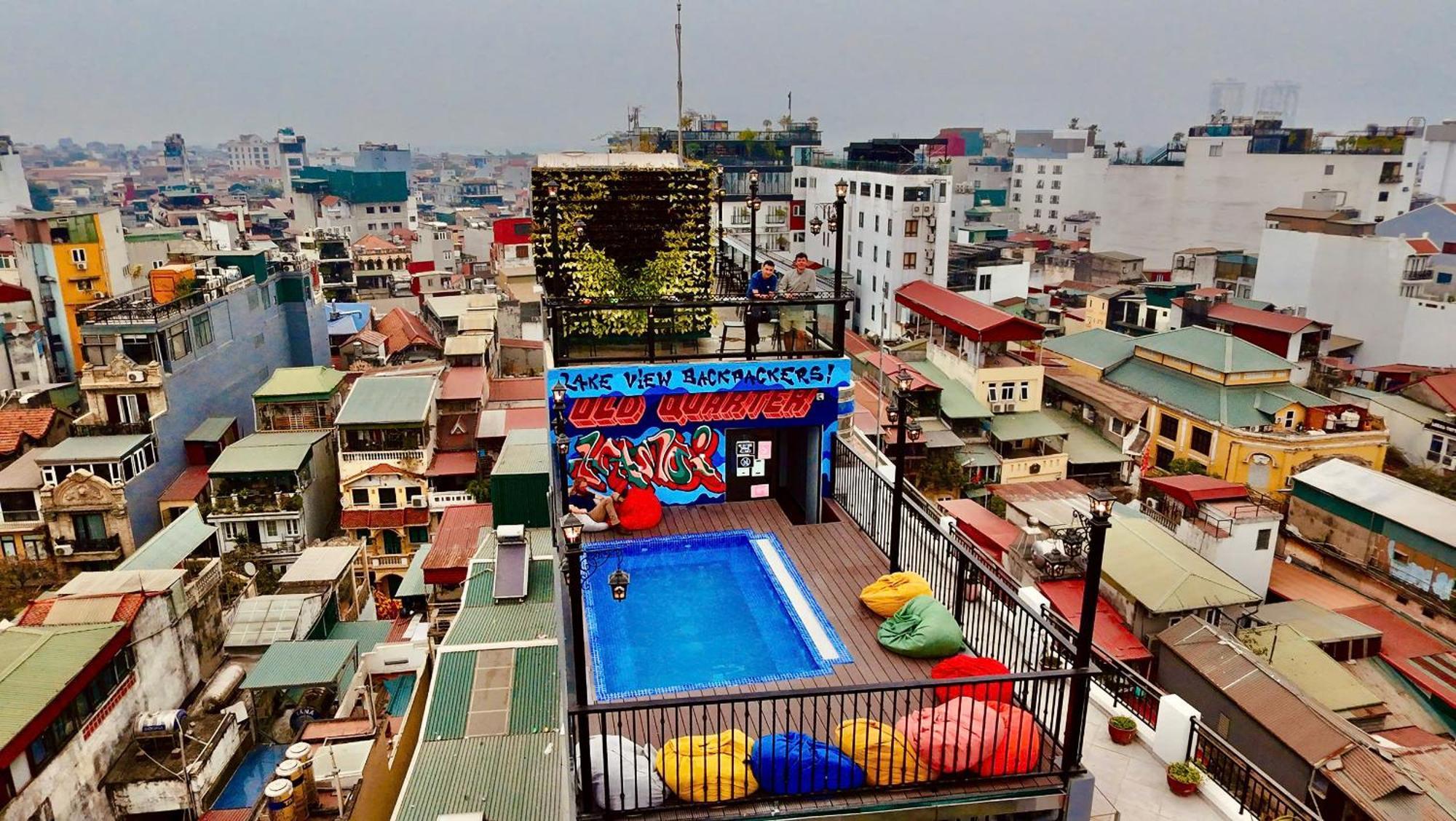 Lakeview Backpackers Hostel & Rooftop Bar Ханой Екстер'єр фото